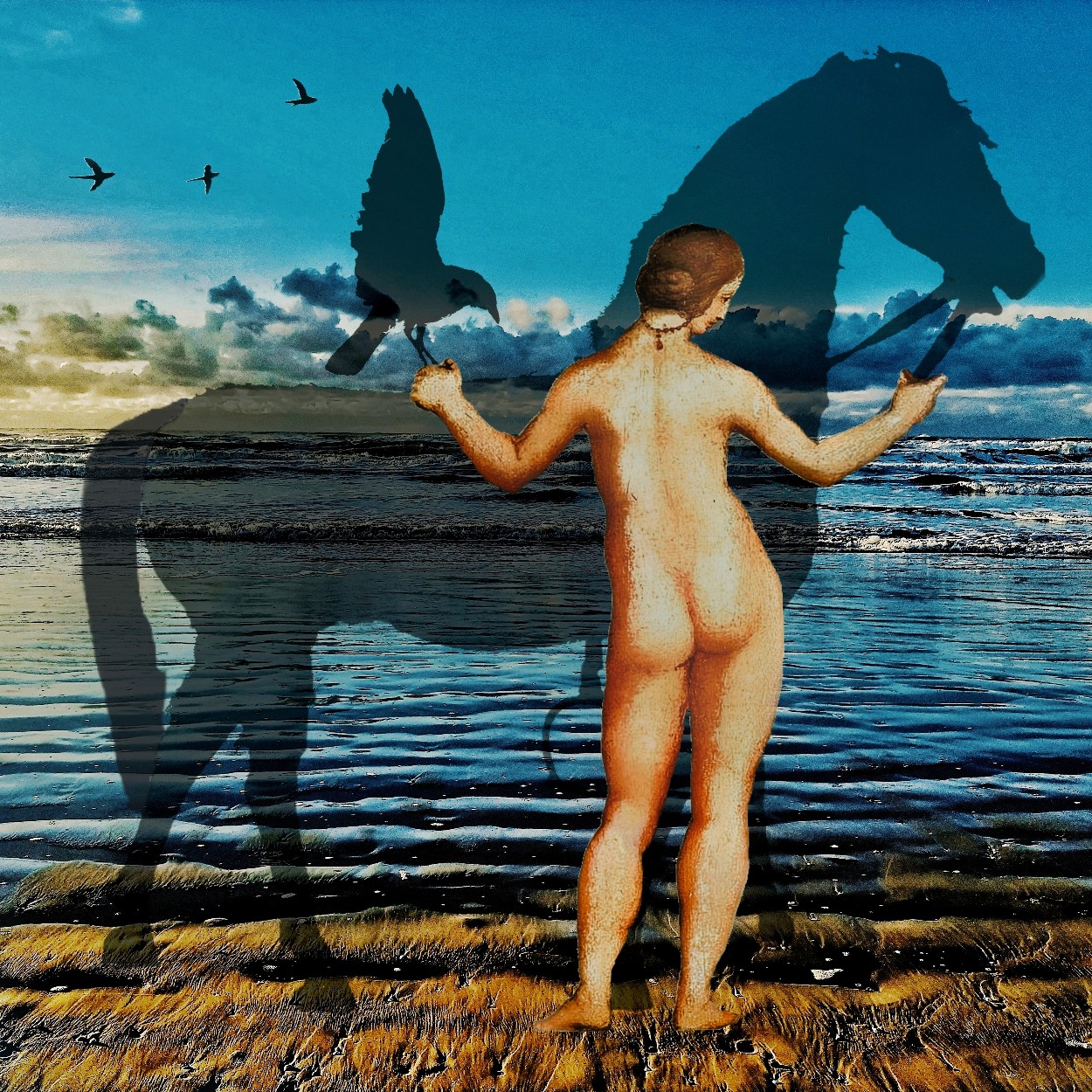 Een van de drie gratiën van Rafael, poserend aan zee met een transparant paard en een kraai. Fotokunst van Ruben van Gogh